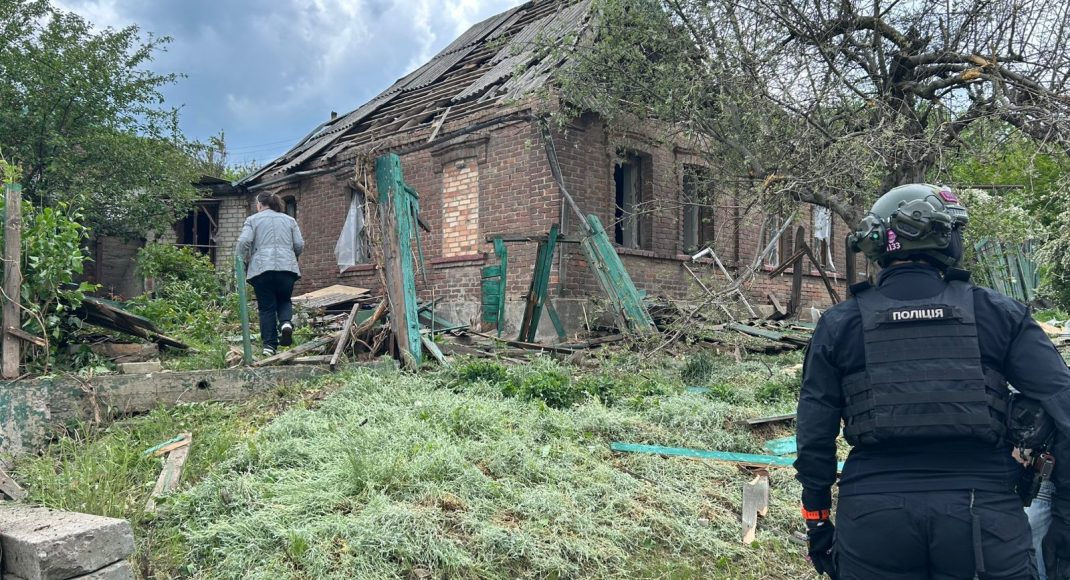 Ворог обстрілював Костянтинівську громаду, пошкоджено фасади приватних будинків