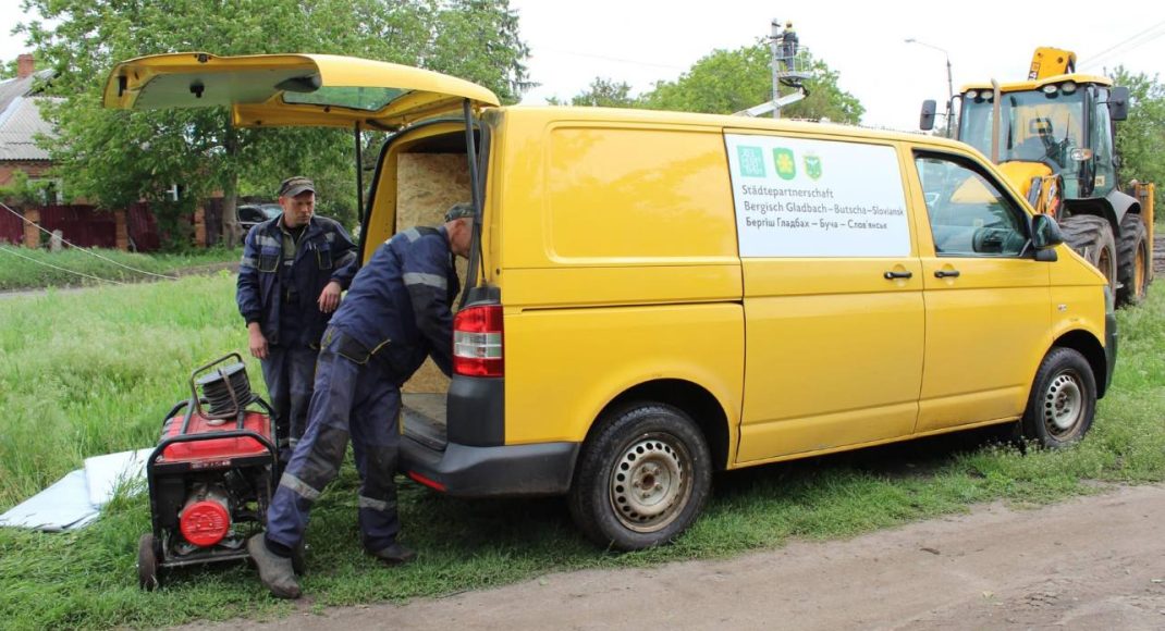 Мікроавтобуси від Бучі вже працюють у Слов’янській громаді (фото)