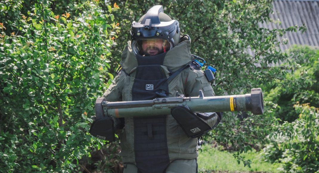 В Краматорском и Покровском районах саперы ГСЧС обследовали более 7 га территории