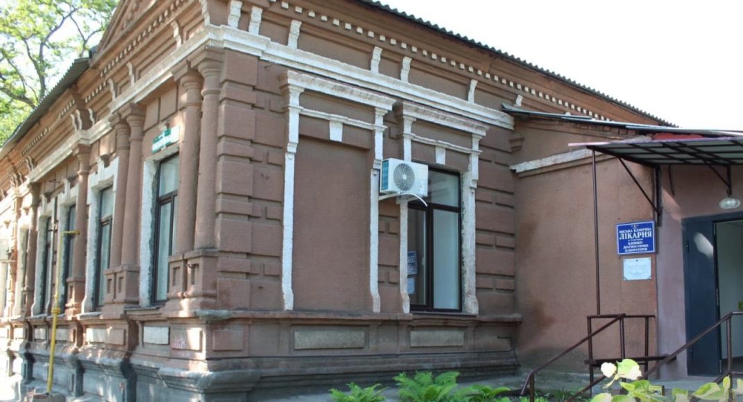 В Славянске отремонтирована лаборатория городской больницы, поврежденная российским обстрелом (фото)