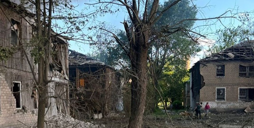 На Донеччині 100 цивільних об'єктів зазнали руйнувань унаслідок російських обстрілів (фото)