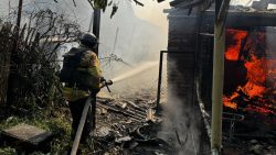 На Донеччині рятувальники ліквідували наслідки чергових ударів російської окупаційної армії (фото)