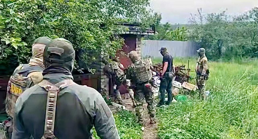 В окупації перевозили наркотики під виглядом "допомоги для військових" і продавали їх в "днр" "лнр" (відео)