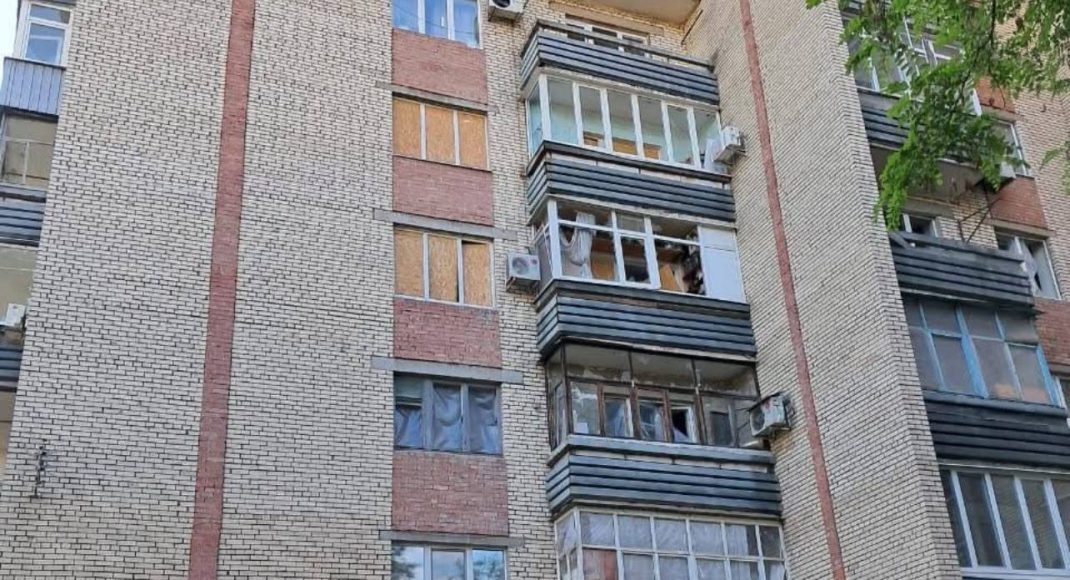 Враг ударил беспилотниками по Славянску: есть повреждения в центральной части города