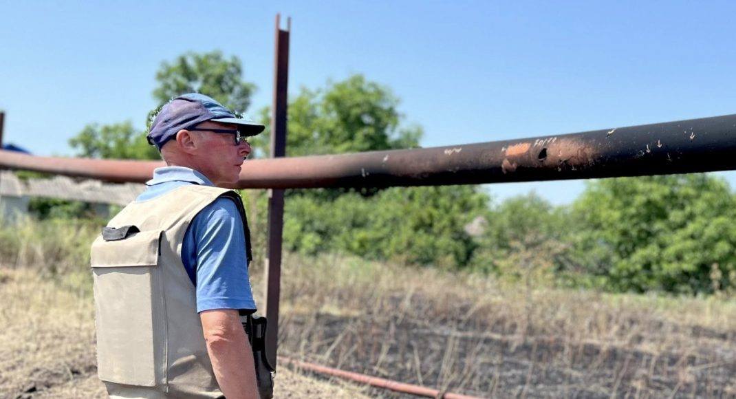 Жителям села Рубці на Донеччині після російських обстрілів відновили газопостачання (фото)