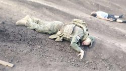 На Луганщині дезертири армії рф убили командира окупаційної військової поліції з двома підлеглими (фото 18+)