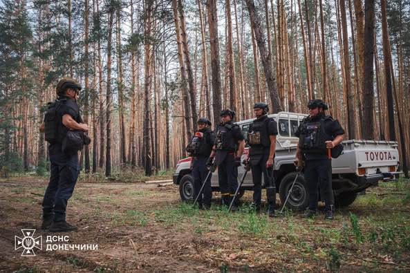 В июне на Донетчине уничтожили почти 400 взрывоопасных предметов
