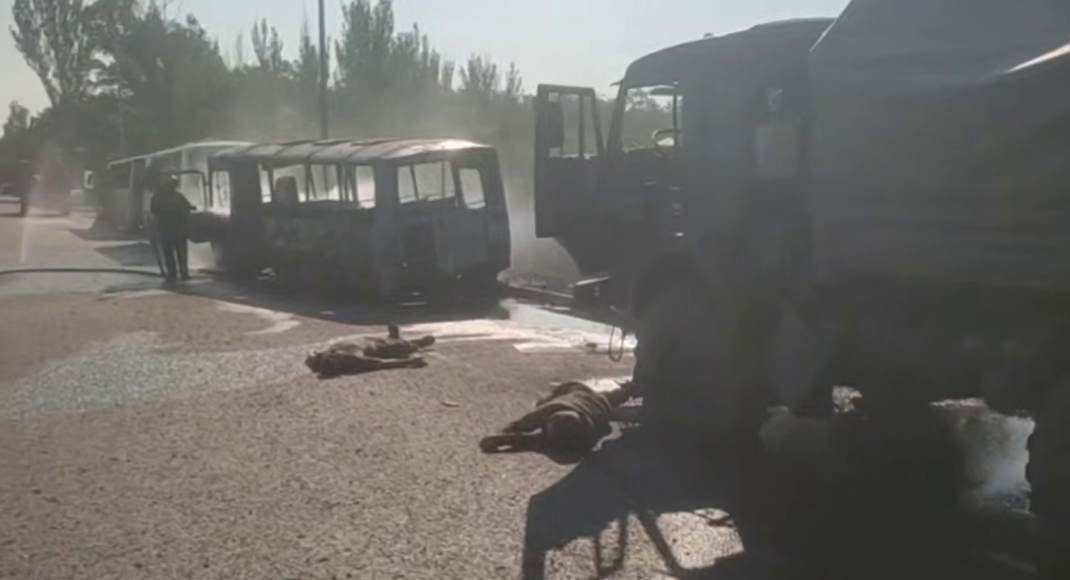 В окупованій Макіївці ЗСУ розбили колону з бійцями російської армії (відео)