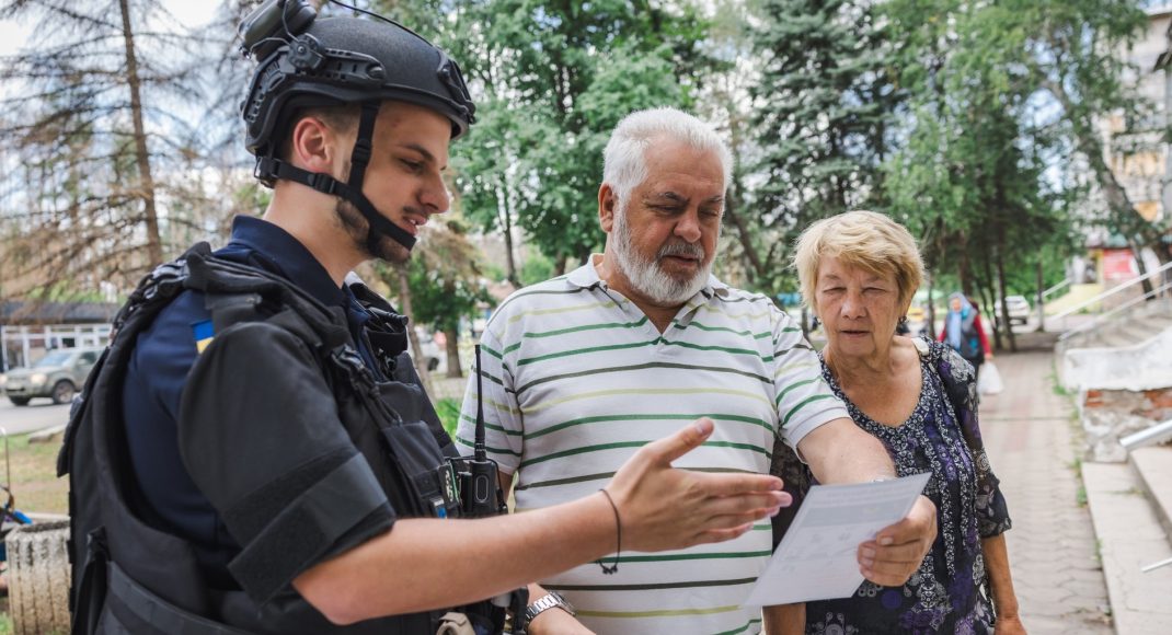 На території Донеччини залишаються понад 273 тисячі цивільних жителів
