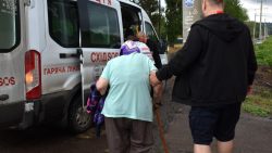 В "Восток СОС" рассказали об эвакуации людей из Донецкой области под обстрелами, "Очередь на жизнь" и гуманитарных проблемах